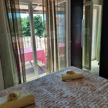 Bonbon 1 * Biograd Na Moru