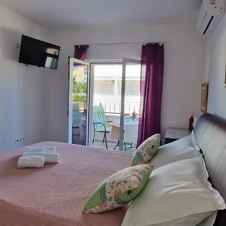 Bonbon 1 * Biograd Na Moru