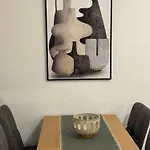 Bonbon 1 بيوغْغاد نا موغو