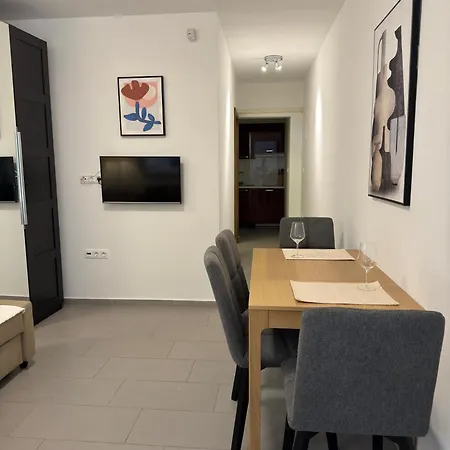 Apartment Bonbon 1