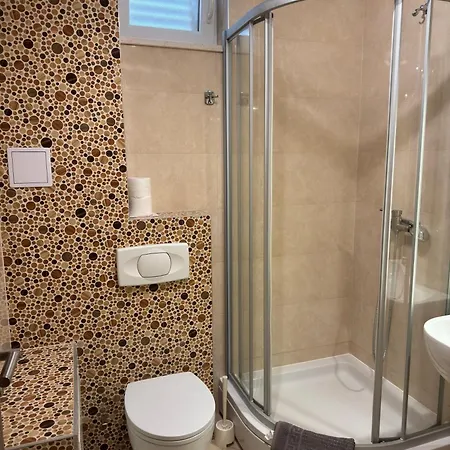 Apartment Bonbon 1 *