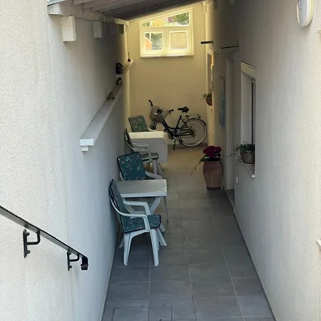 Apartment Bonbon 1 *