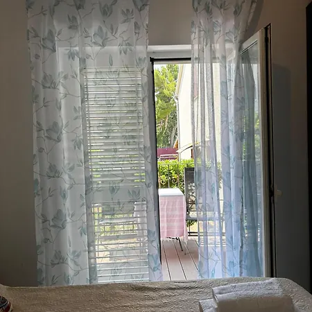 Bonbon 1 Apartment *